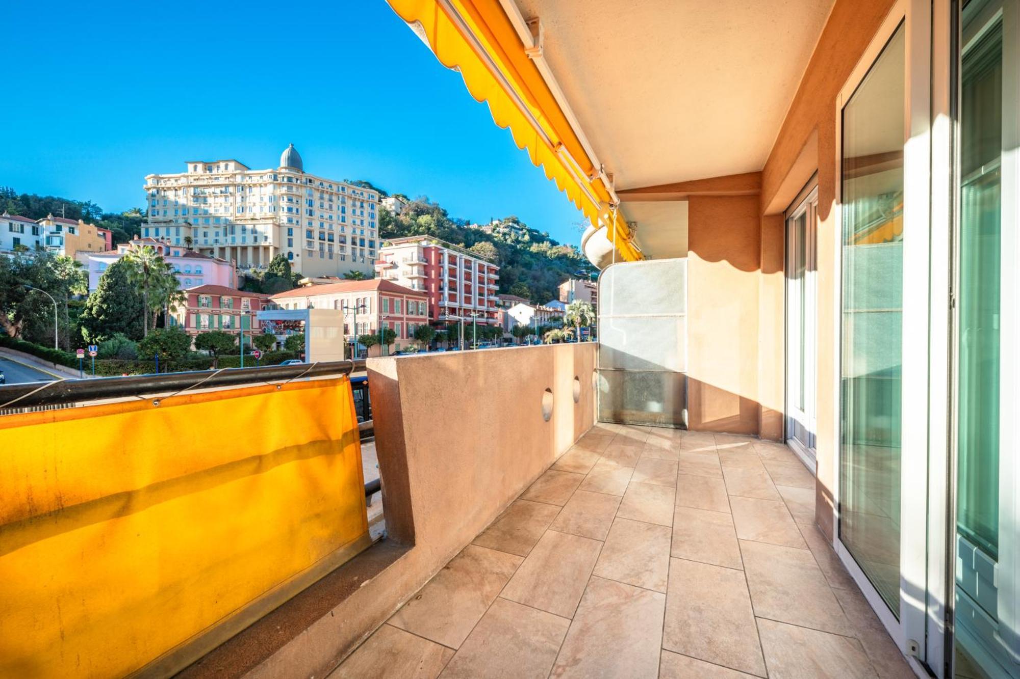 Castel 2 Studio Au Centre Ville De Menton Gare Sncf Екстер'єр фото